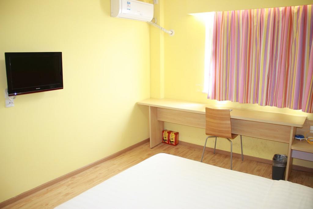 7Days Inn Heyuan Cultrual Palace Renren Le Exterior photo